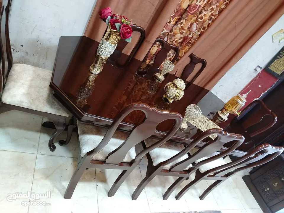 طاولة سفره مودن من أحداث الموديلات تفصيل