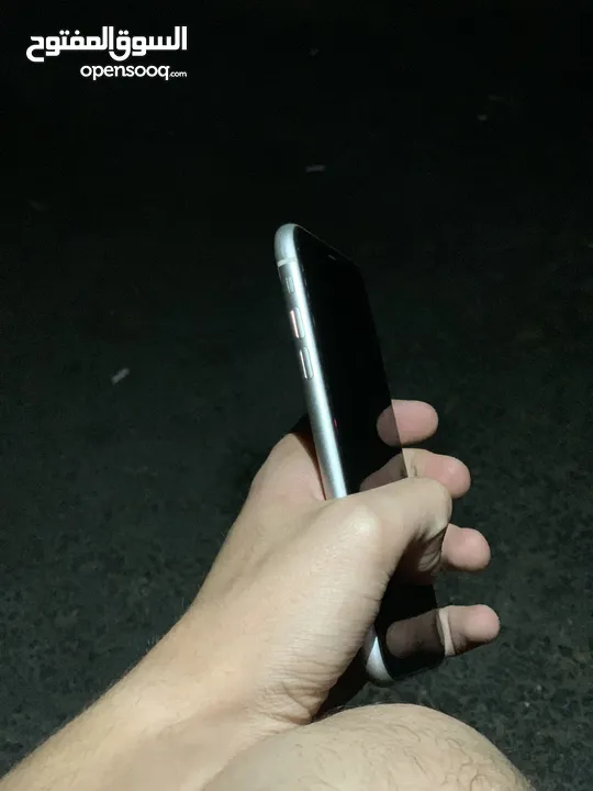 ايفون 11  128gb بحالة جيدة جدا