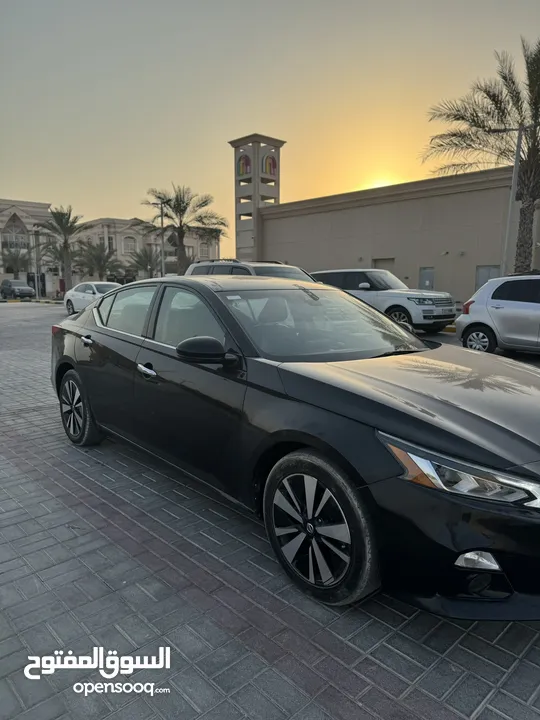 Nissan Altima  2020 SL full option  75k miles driven Ready to drive car