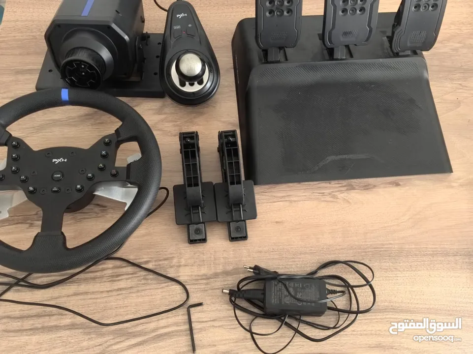 pxn v99 with force feedback only used 1  only fo 95 jds month