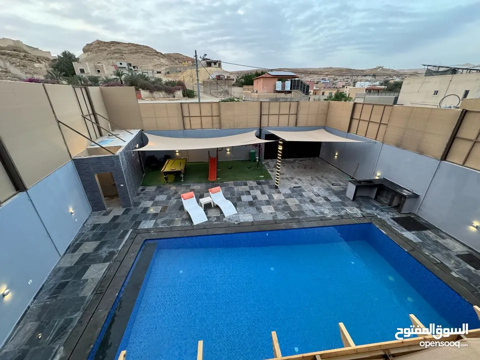 شاليه رقم (2) بأفضل سعر بالبحر الميت مع مسبح مدفىء