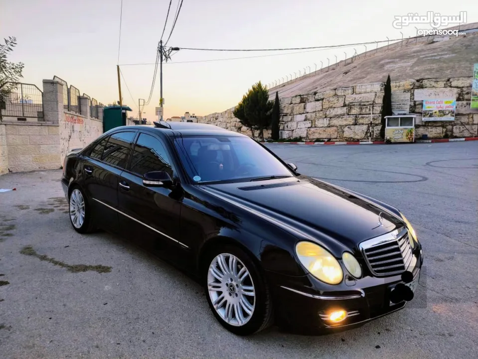 مرسيدس E200