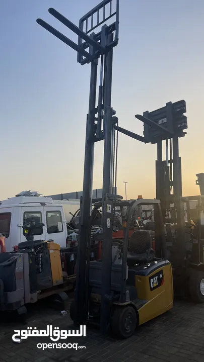 Electric & Desile forklift