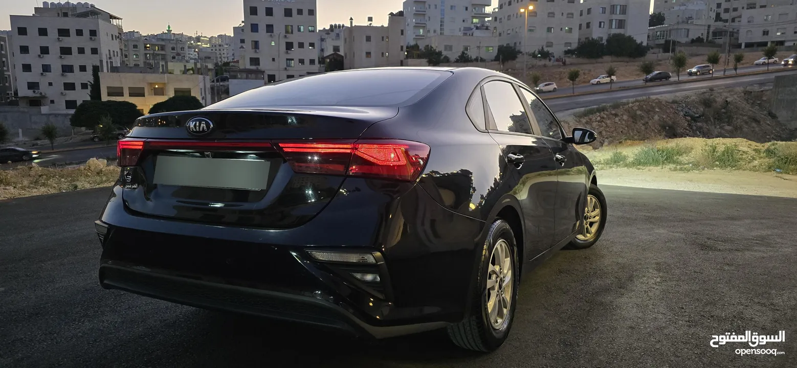 KIA K3 2019 مميزة لون اسود ميتلك مميزه فحص كامل