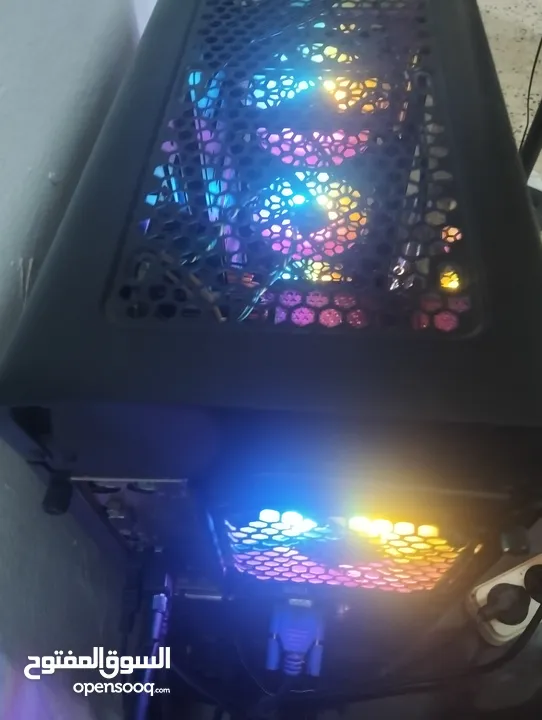 pc للبيع اقرأ الوصف.  مهم  .........................................................................