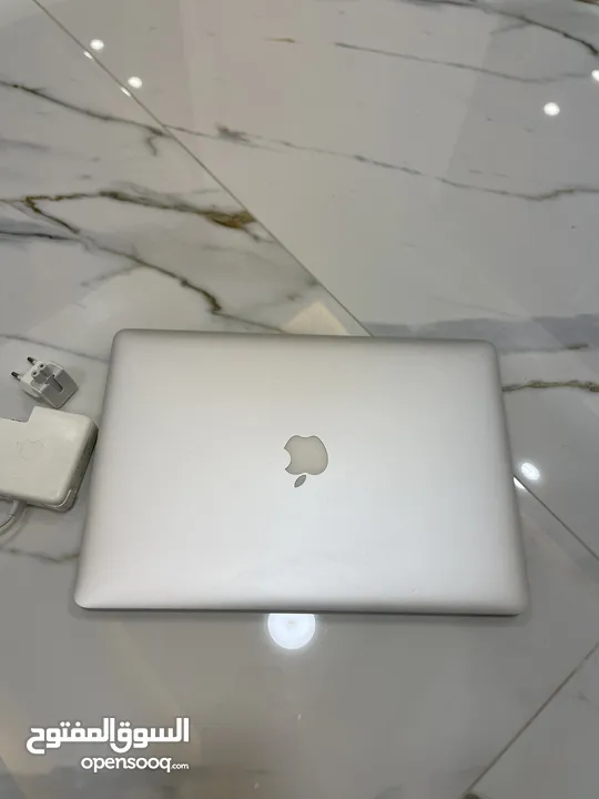 MAC BOOK PRO رفيع موصفات قويه Core i7 RAM 16 HARD 500 SSD