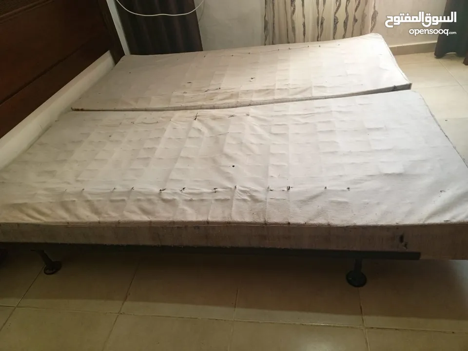 سرير  تخت   موديل امريكي مع فرشة مفرش قطعتين