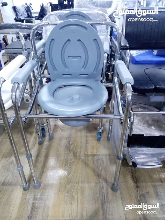 ‏ كراسي الحمام لكبار السن Wheelchair commode