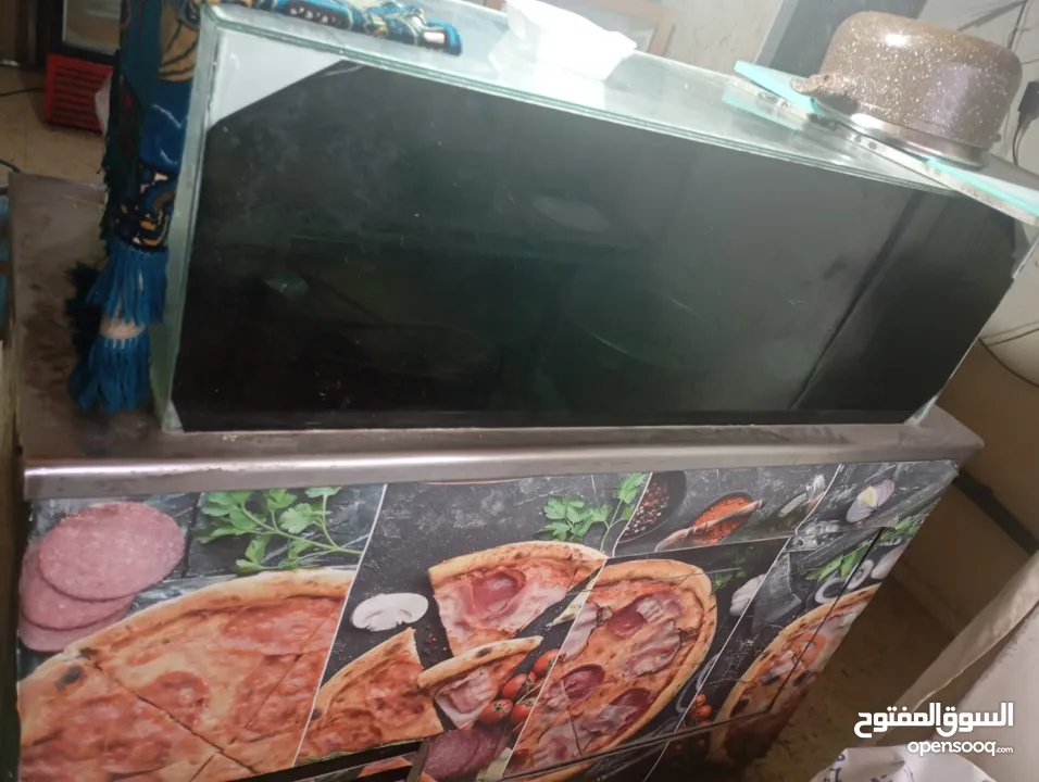 ثلاجة سلطات