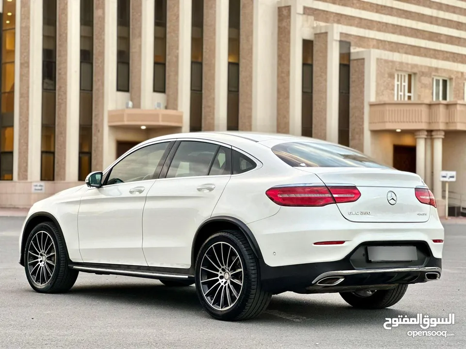 للبيع مرسيدس GLC250 كوب ( شرط الفحص)