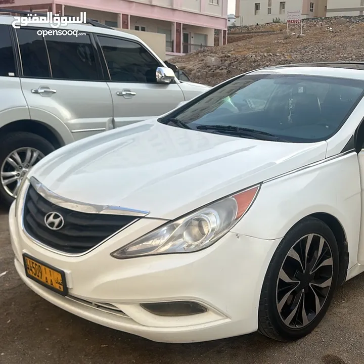 Hyundai sonata