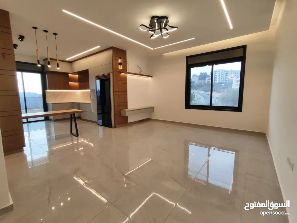 شقة فاخرة للبيع – الطيرة  امتداد شارع المطل