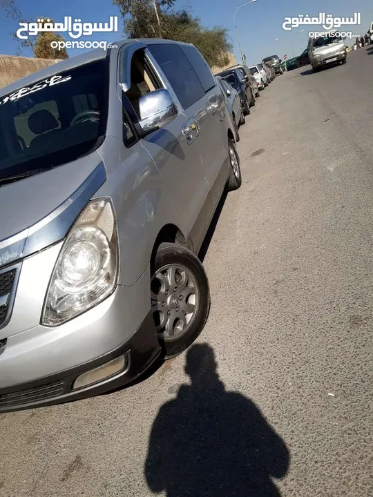 متوفر باصات للضمان شهري فقط