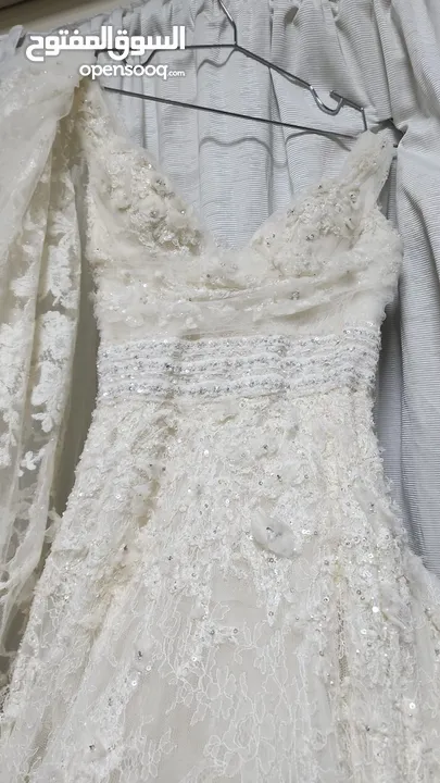 فستان عروس استخدام مرا وحدا