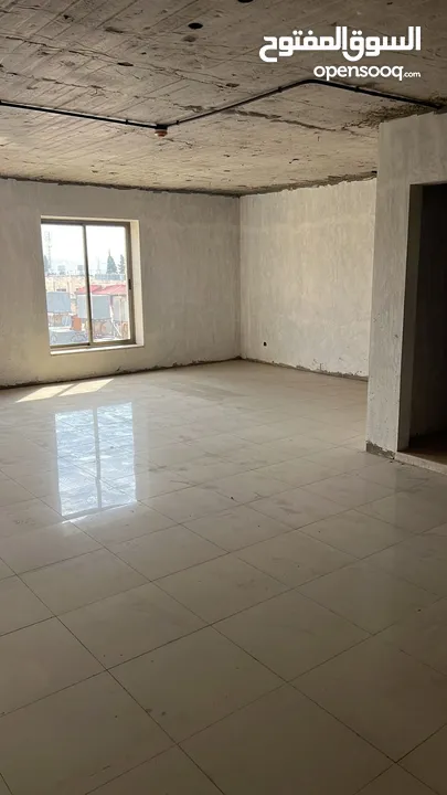 مكتب تجاري للبيع في جبل الحسين REF 3954