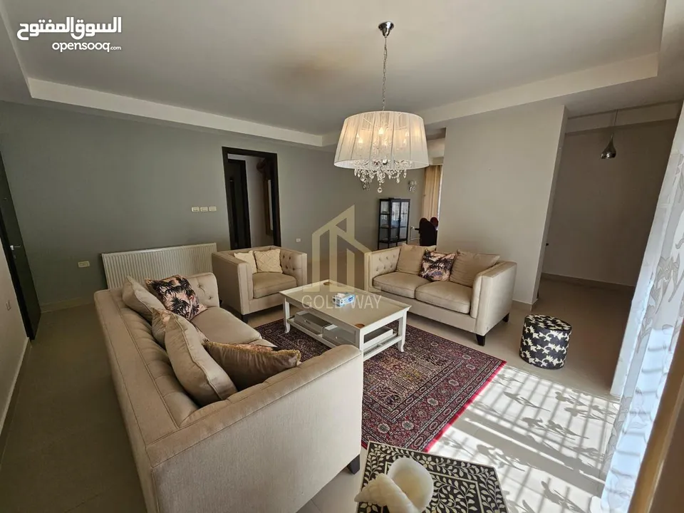 في أرقى مناطق طريق المطار شقة أرضية 200م داخلي_200م خارجي بسعر مميز / ref 9492