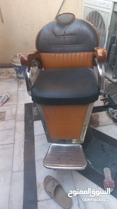 كرسي حلاقه للبيع مستخدم رايده  125 الف