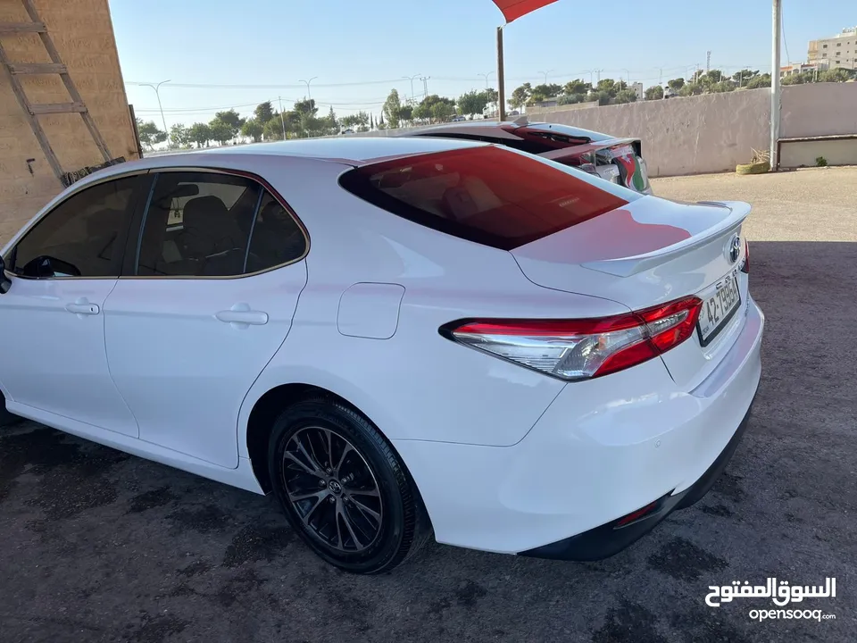 كامري LE 2019  السياره وكاله 7 جيد