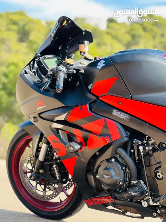 GSX,,1000,,R  بحالة الوكاله ومميزه وممشى قليل