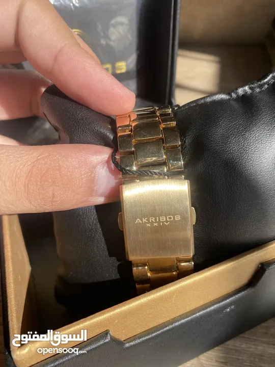 AKRIBOS XXIV AK648