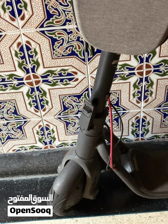 Trottinette électrique navee v40