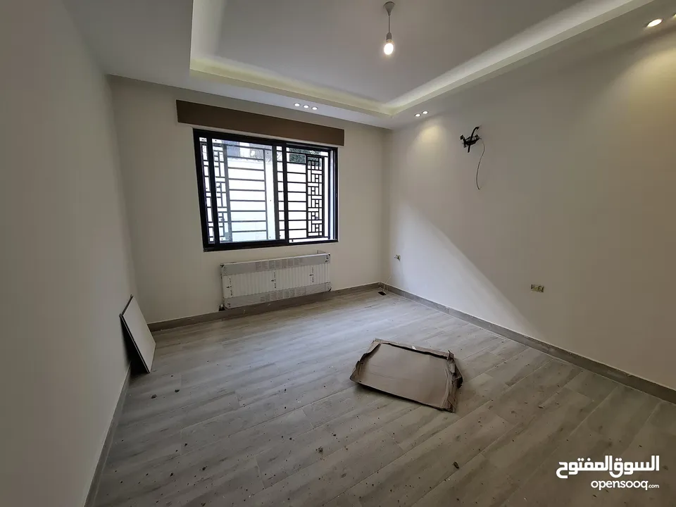 شقة غير مفروشة للإيجار ( Property 41078 ) سنوي فقط