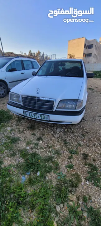 مرسيدس بنز C180 موديل 1995 أتوماتيك يد اولى بنزين بحالة ممتازة أصل برايفت