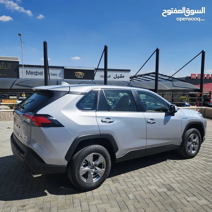 TOYOTA RAV4 Hybrid 4*4 LE 2024