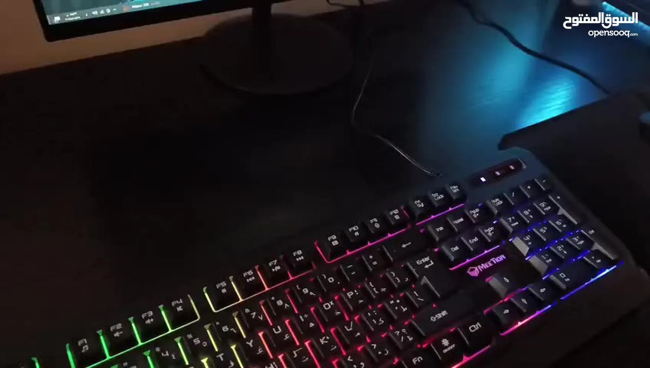 مع كيبورد و ماوس و ماوس باد Pc للبيع 200