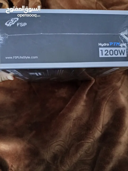 مزود طاقة اعلى صنف FSP 1200W