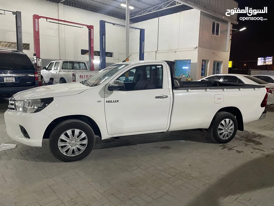 Toyota hilux 2018 7500 KM single cabin