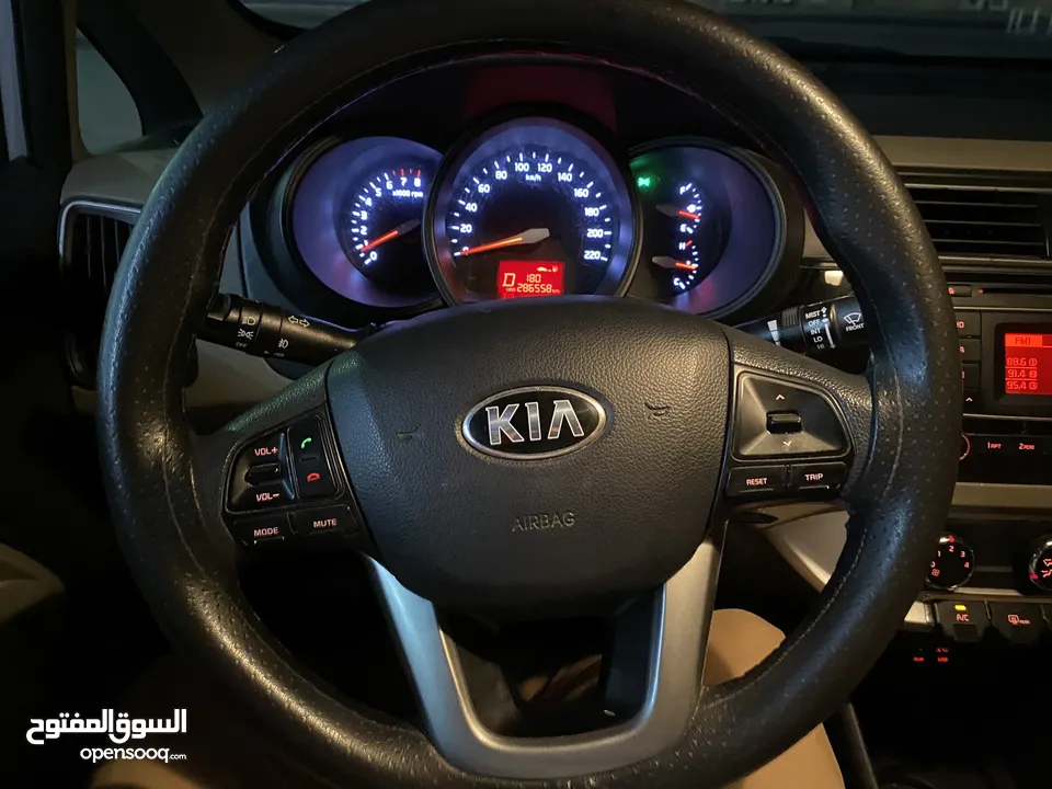 Kia Rio ex 2015