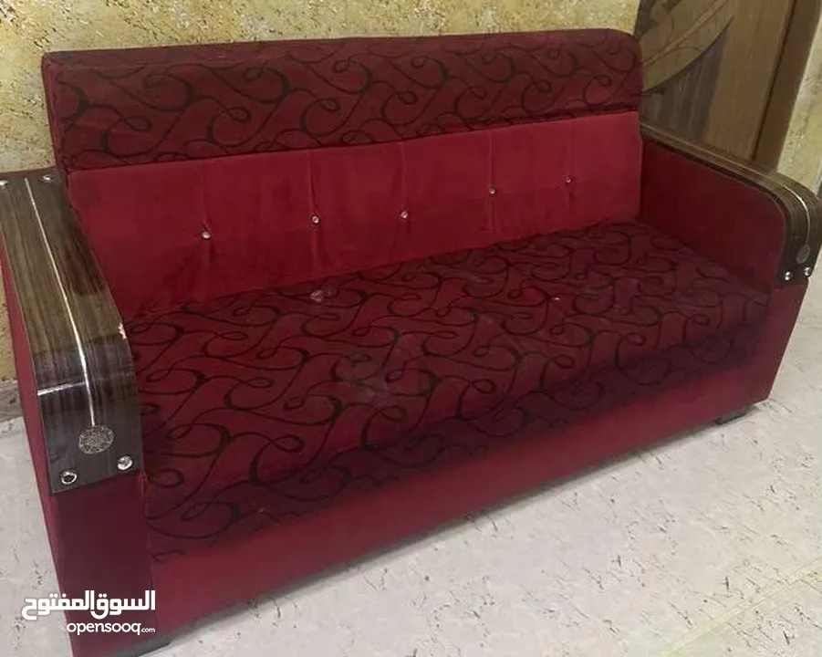 قنفات لون احمر