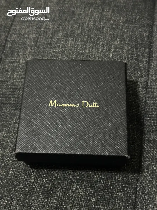 اسوارة massimo dutti