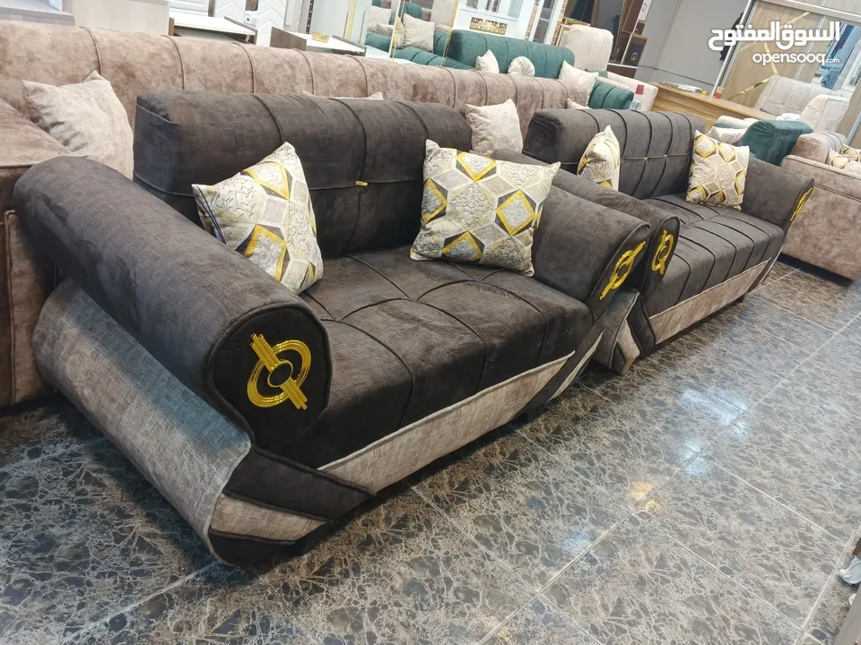 طقم كنب 7 مقاعد حرف B . هاد العرض لفترة محدودة جدا.. لحق حالك... واكسب العرض