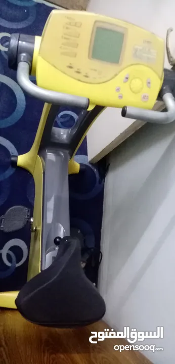 جهاز رياضي بسكليت صناعة يابانية