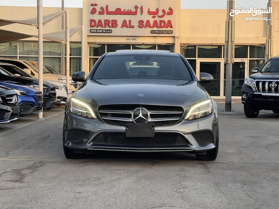 مرسيدس C300 وارد امريكي 2021 بحاله ممتازه جداً