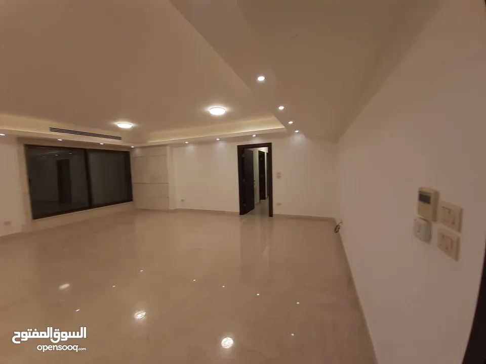 شقة للبيع جديدة لم تسكن في - دير غبار - مساحة 190 متر بتشطيبات مميزة (6783)