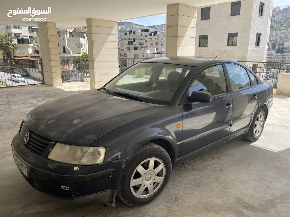 باسات 98 لون كحلي 1800 بنزين جير عادي
