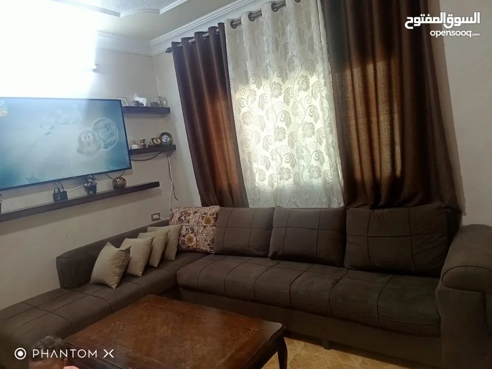 أثاث غرفة ضيوف ممتاز للبيع بشكل كامل او مجزء السعر مجزء على الهاتف