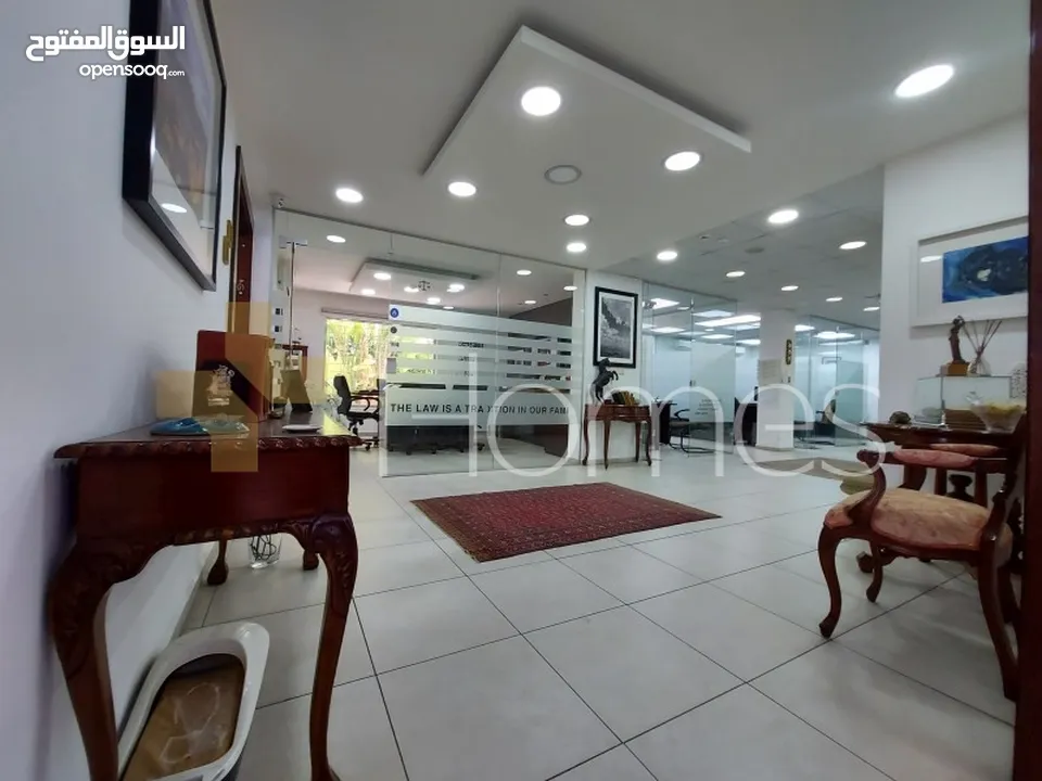 فيلا استثمارية للبيع في الشميساني ، بمساحة بناء 450م و ارض 776م