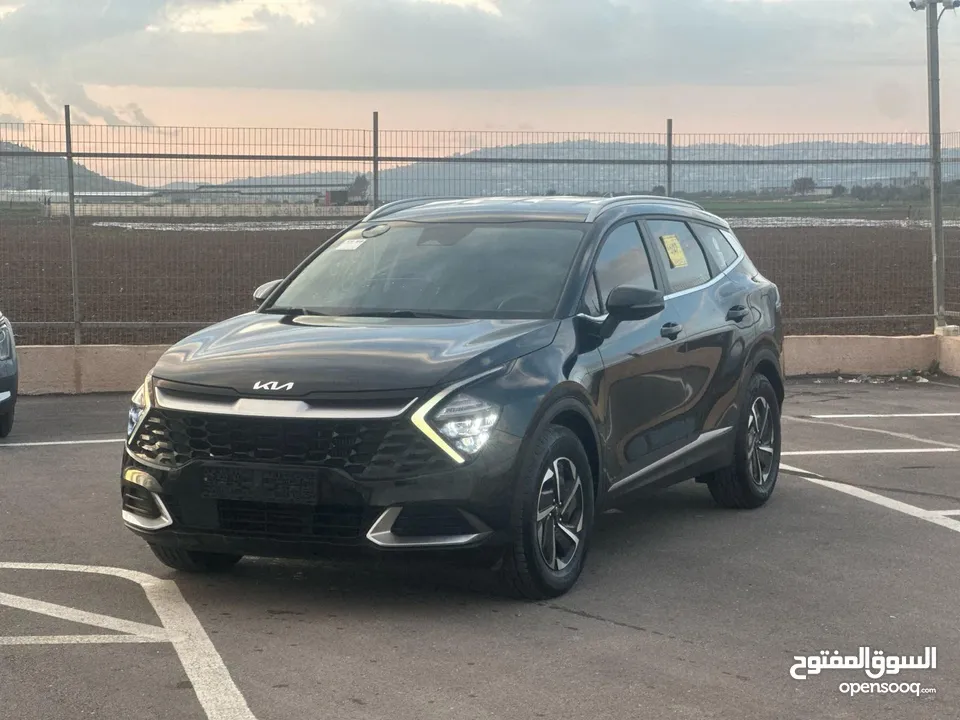 كايا سبورتاج /2022 فل بدون فتحة سقف 2x4 ///240Hp بنزين + كهرباء ( Haybrid) 1600cc
