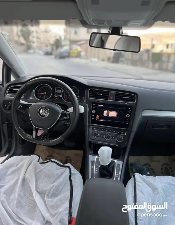 جولف mk 7.5 مميزة بفحصها