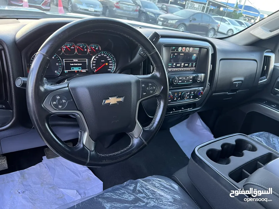 Chevrolet Silverado LT 2019 V8 4/4