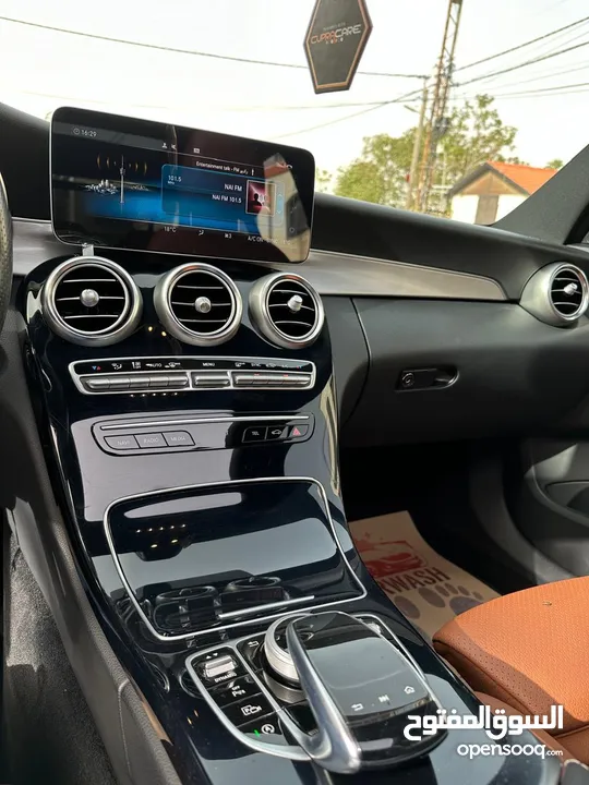 مرسيدس C200 Amg Kit وارد الشركه موديل 2019 فل كامل اعلى صنف