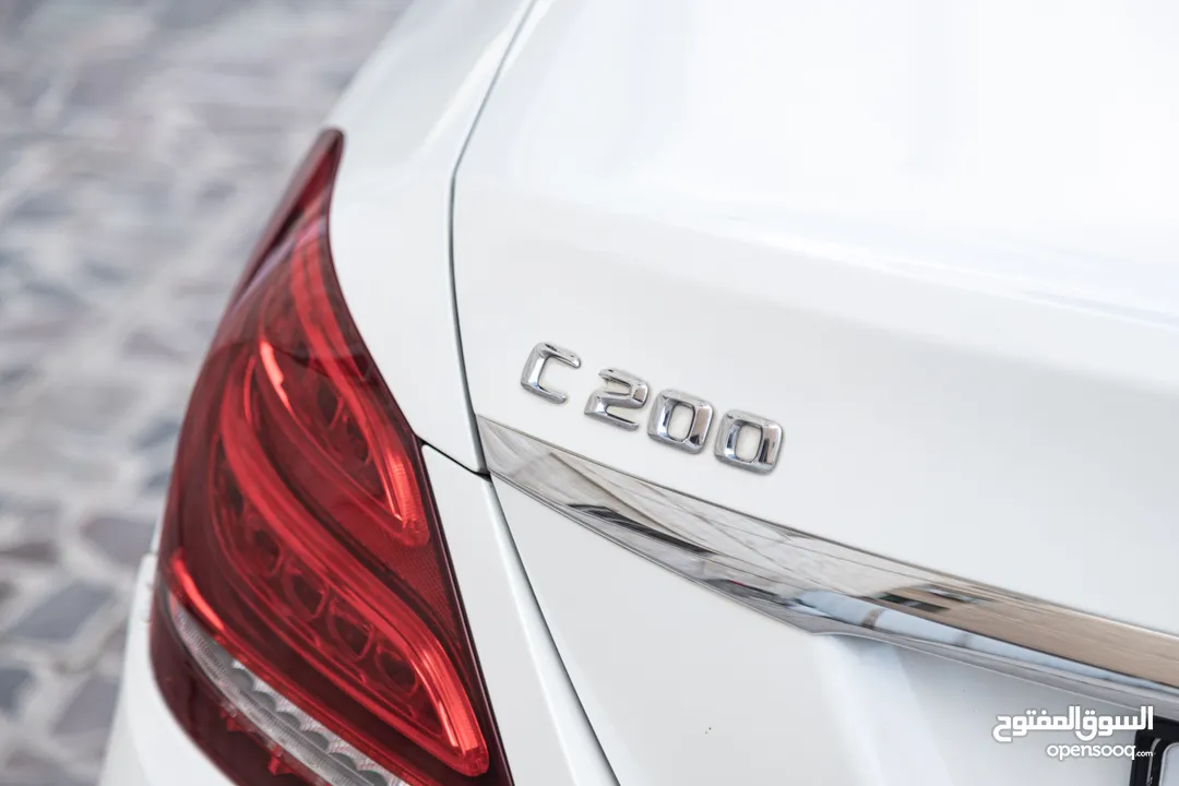 Mercedes C200 Amg kit 2015 مميزة جدا،  وارد و بحالة الوكالة