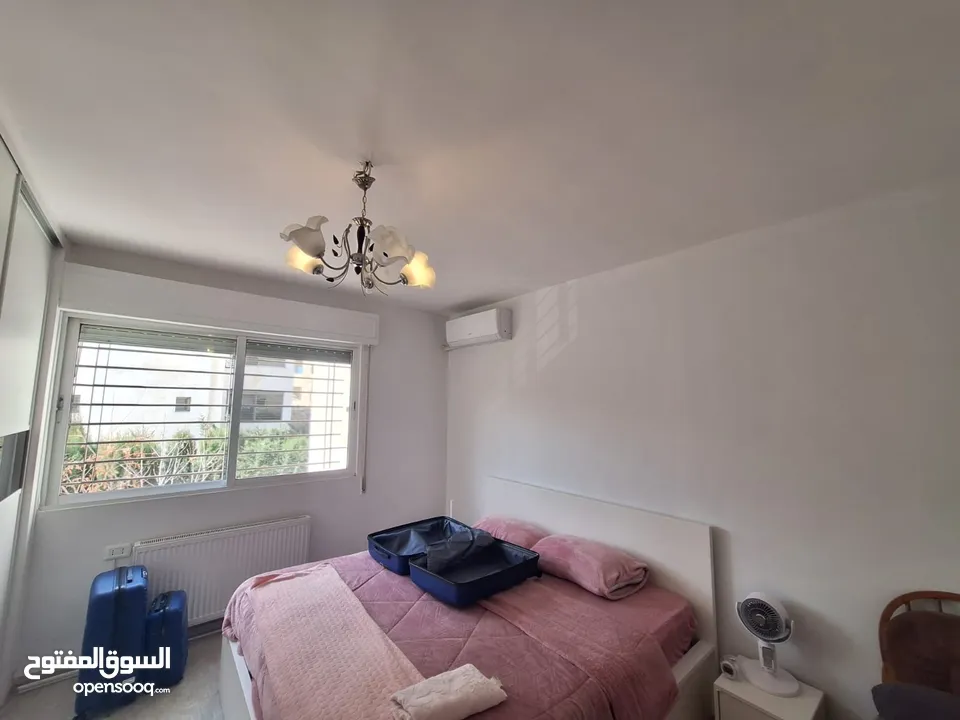 شقة للبيع في ام السماق قرب مسجد التلاوي