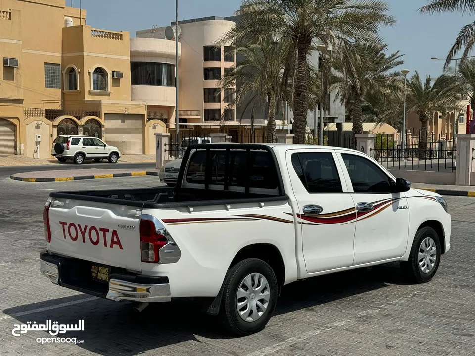 TOYOTA HILUX  MODEL 2021 PASSING 4/25 MILAGE.137KM 4 CYLINDER Keyless entry, Radio Bluetooth, Powers