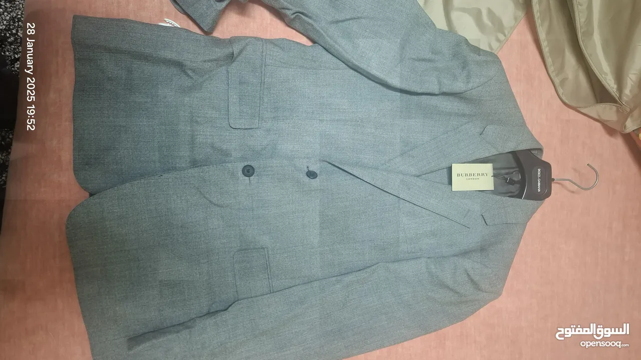 New unworn suit and trench coat burberry