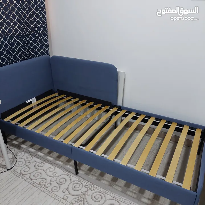 ikea bed frame with corner headboard,90x200 cm mattress